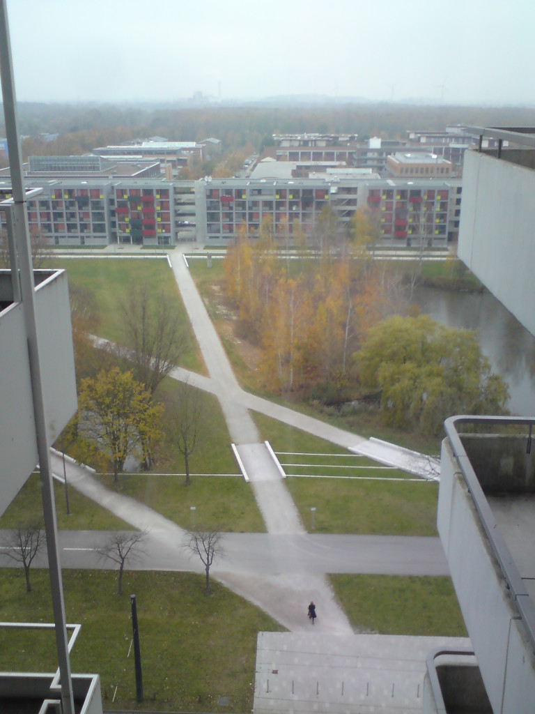 Blick über die Uni Bremen vom MZH